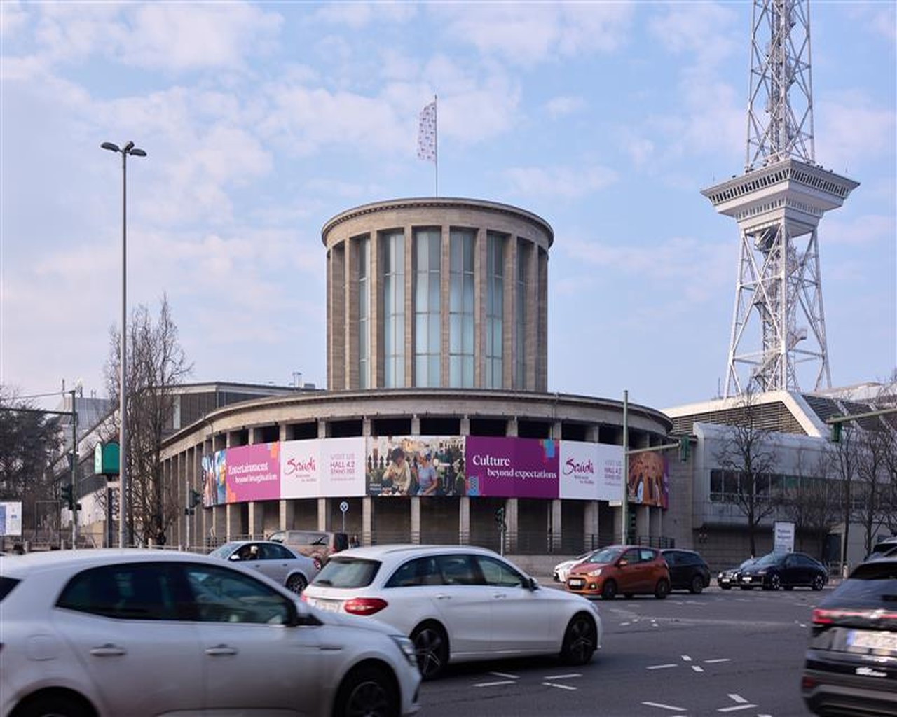 Rotunde Halle 13