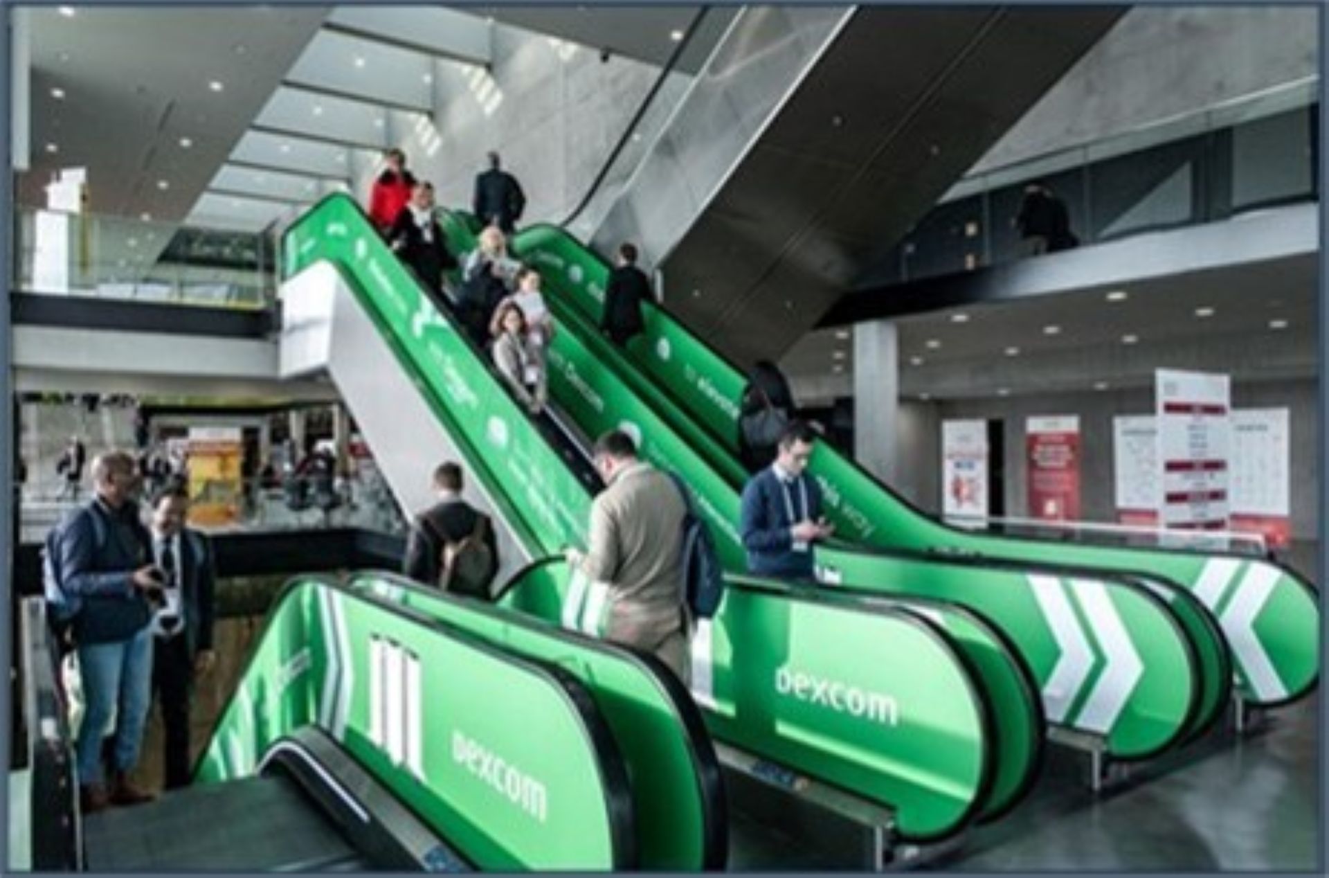 Balustrade Brandings at Escalators